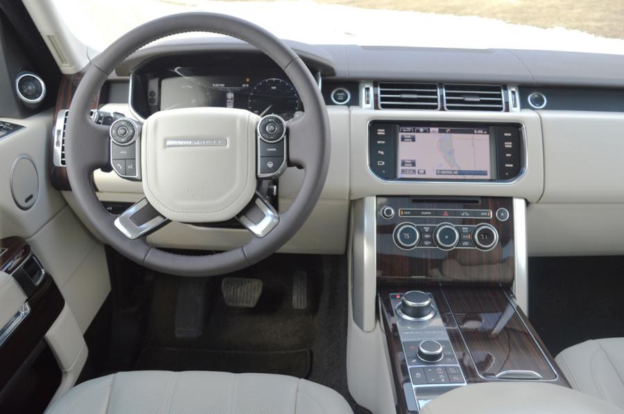  Land Rover Range Rover HSE 2014 года  (фото 15 из 32)